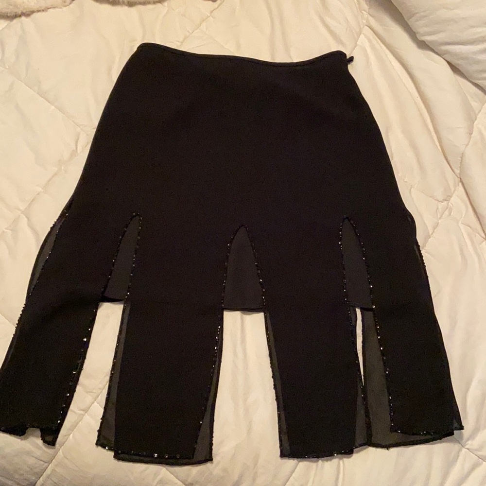 Sexy little black skirt!
